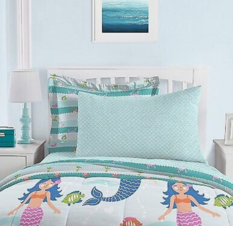 Full Dream Factory Mermaid 7-piece Bed in a Bag Bedding Set
