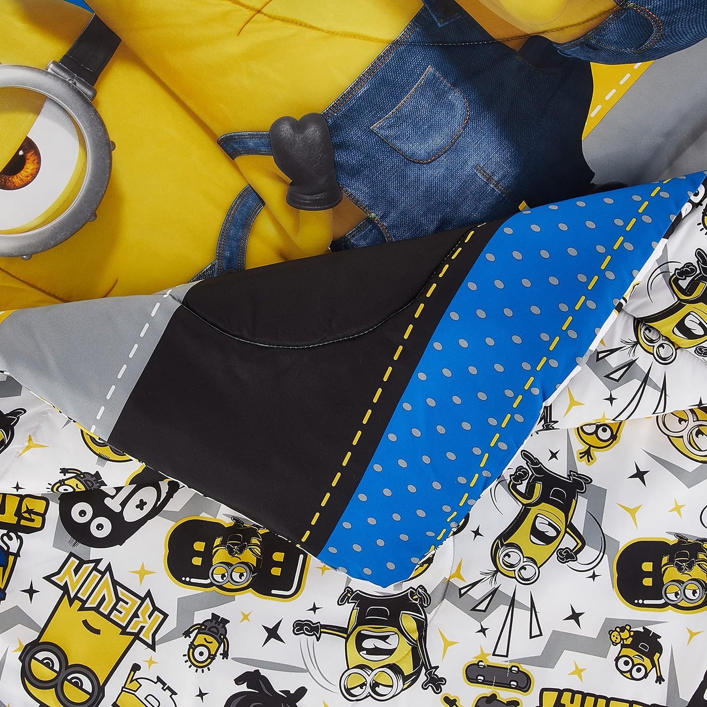 Minions The Rise Of Gru Twin Comforter Set 4 Piece Bed in a Bag