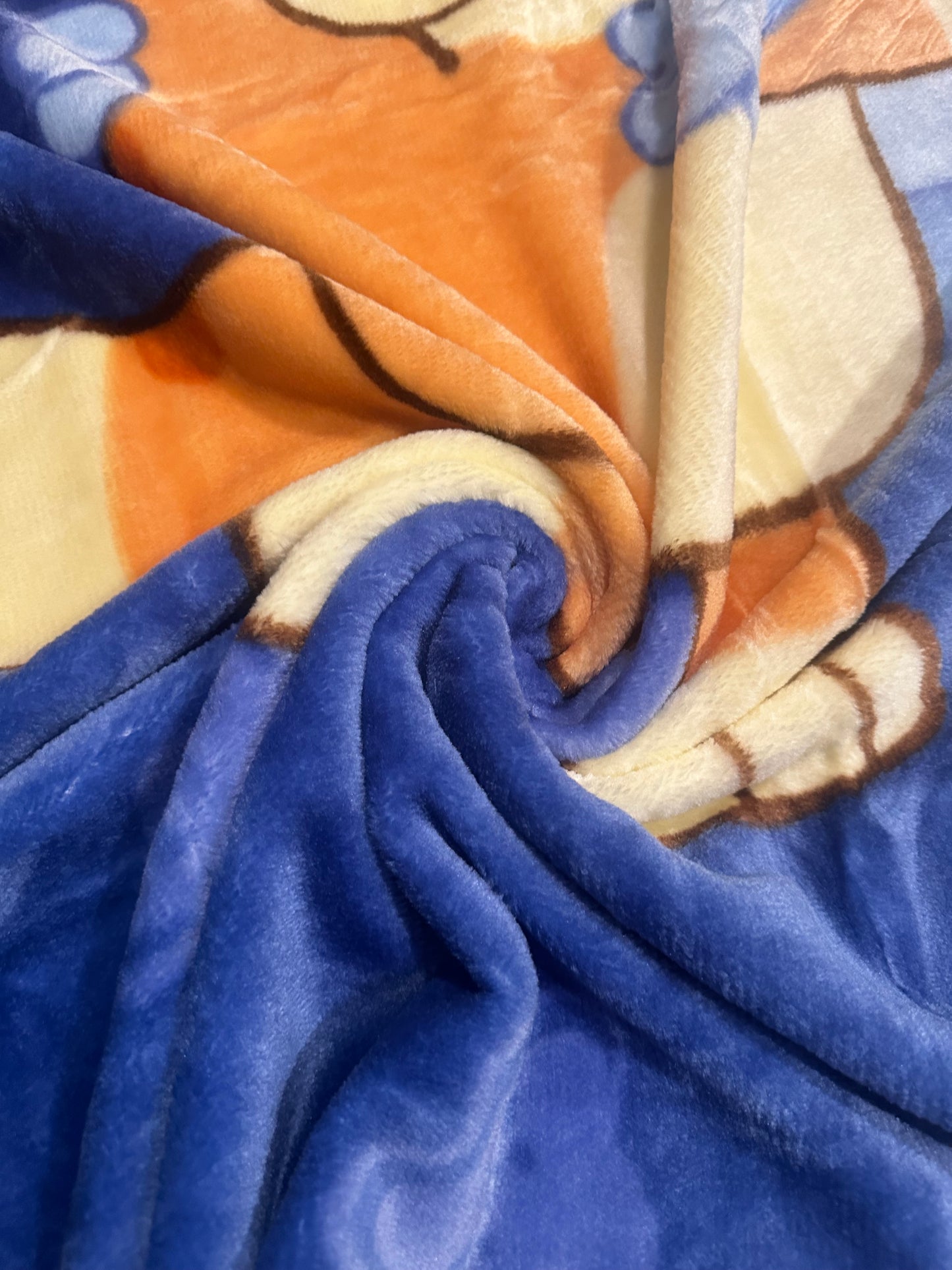 Bluey & Bingo Twin Plush Blanket Super Soft "Hug Fest"