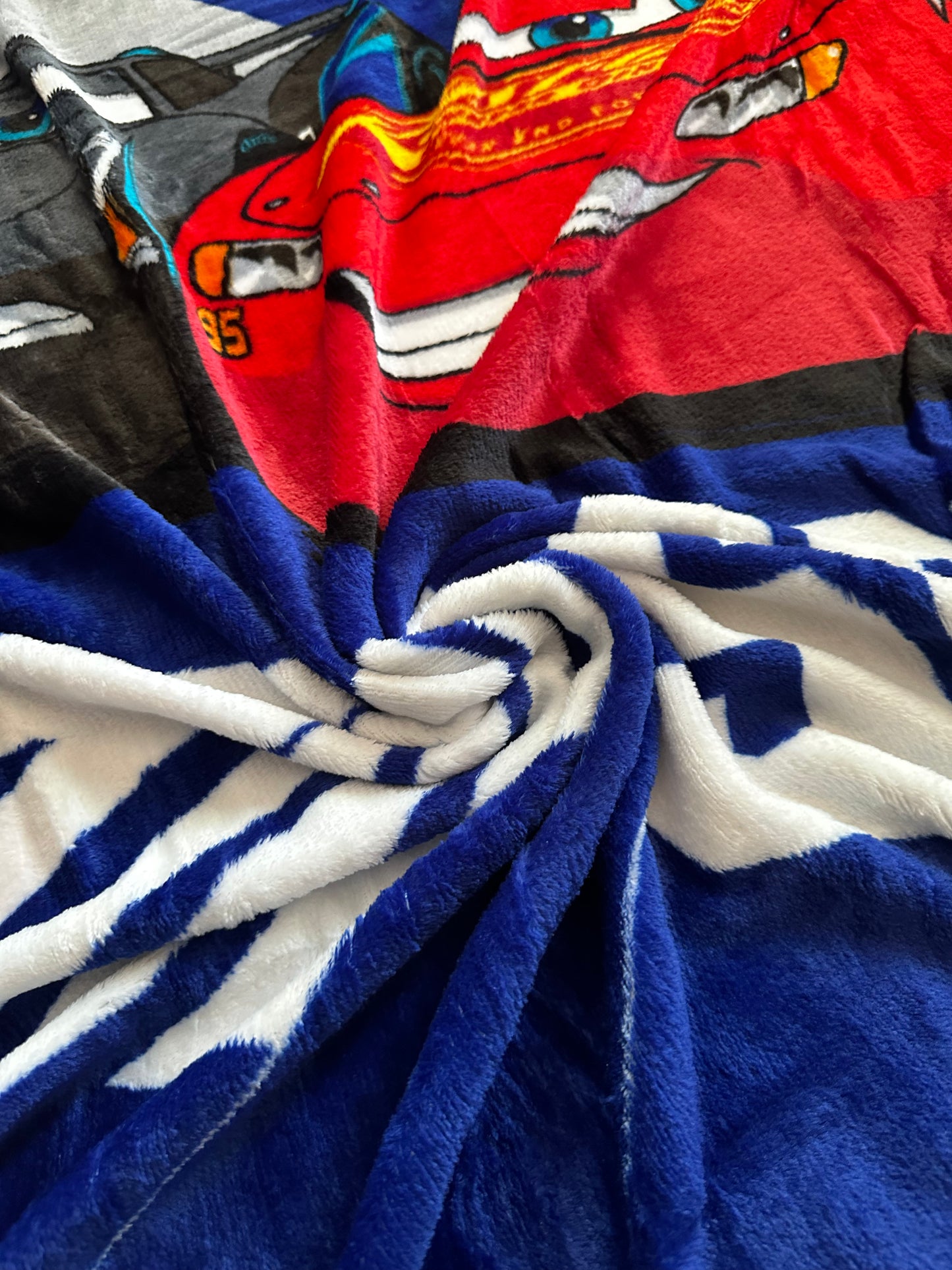 Disney cars "Top Speed" 46"x60" Super Soft Fleece Plush Throw Blanket