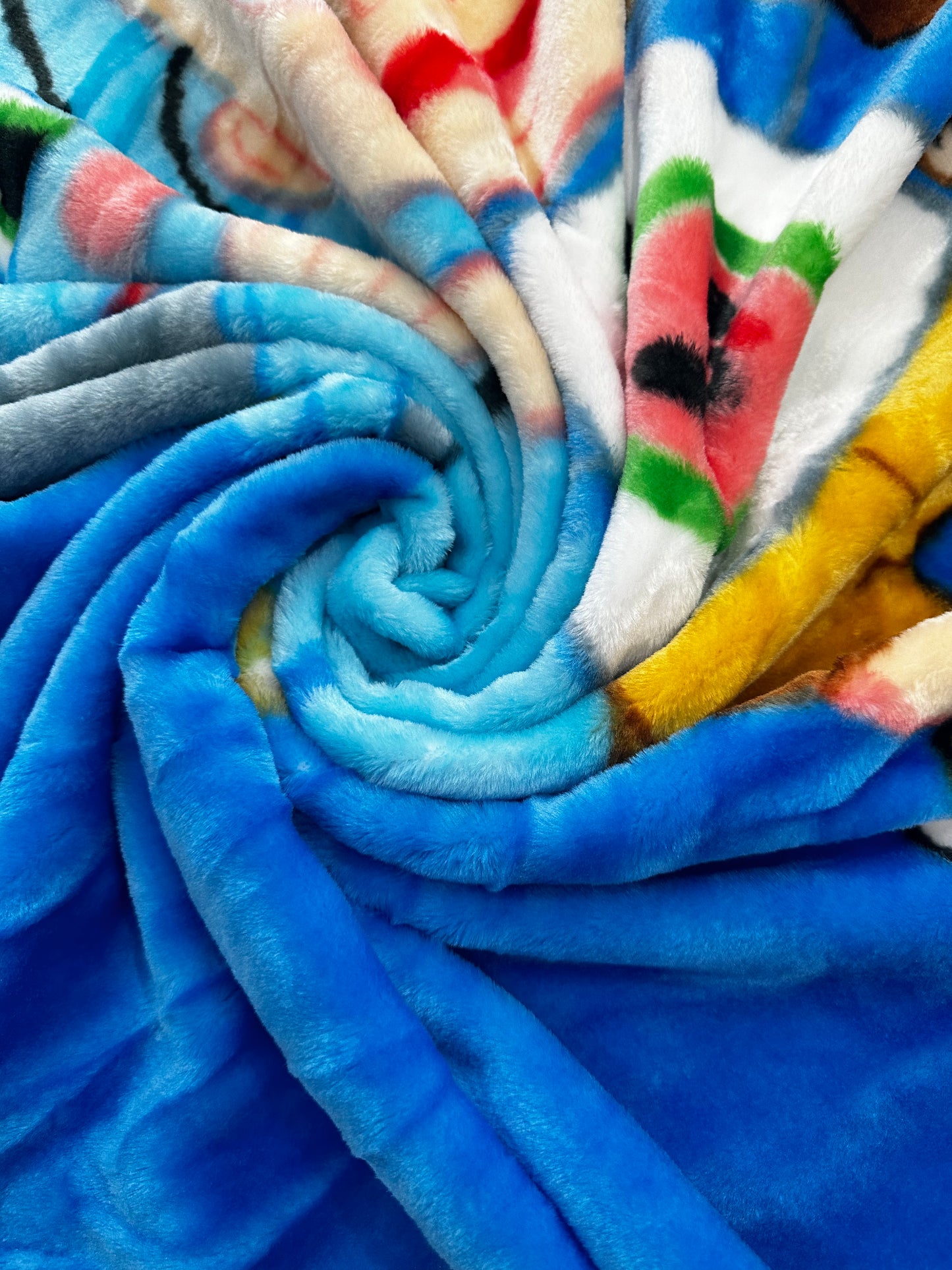 Cocomelon "Best Friends" Soft Plush 60"x80" Twin Size Blanket