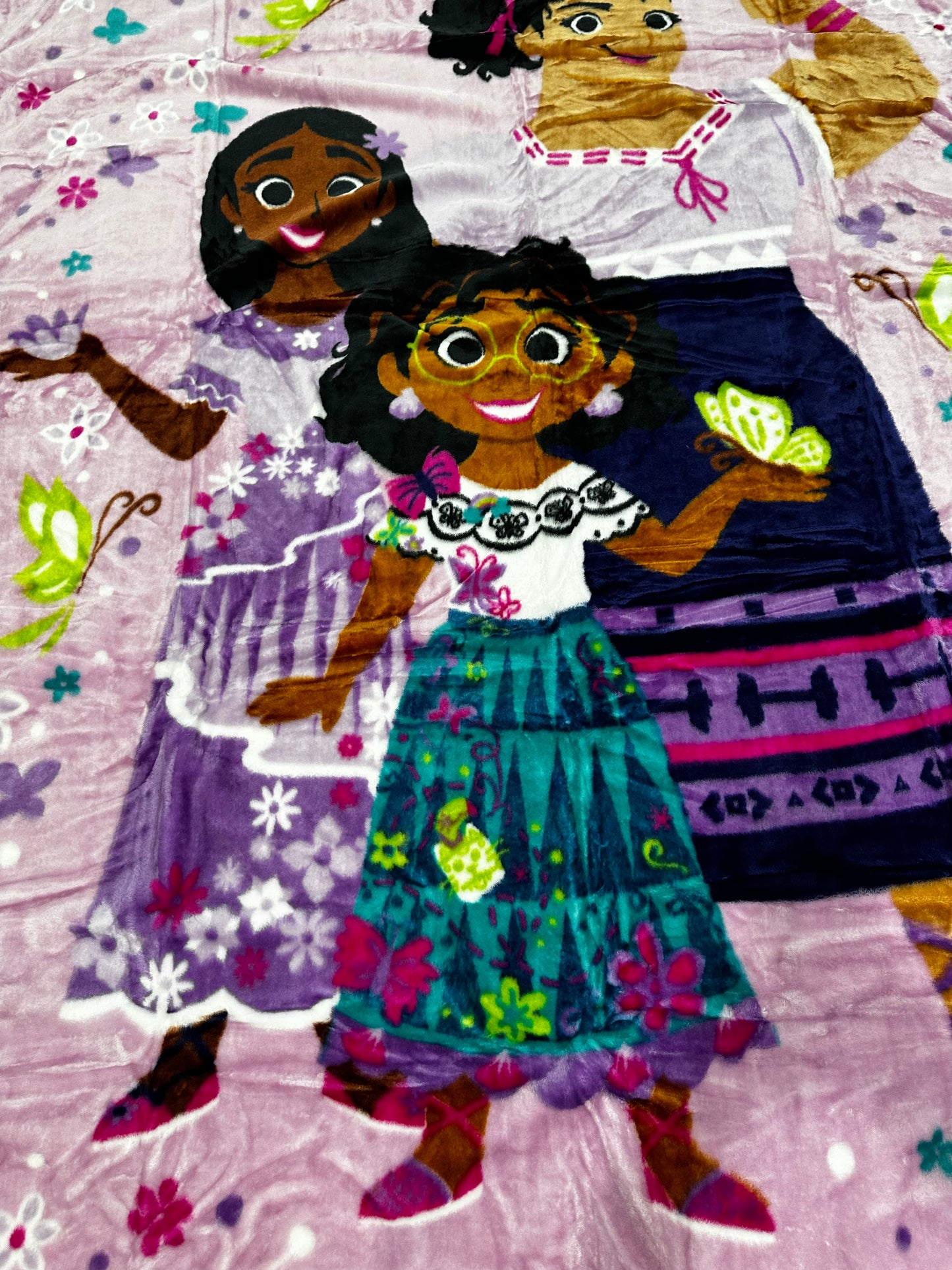 Encanto Family Madrigal Extra Soft Plush Twin Size Blanket