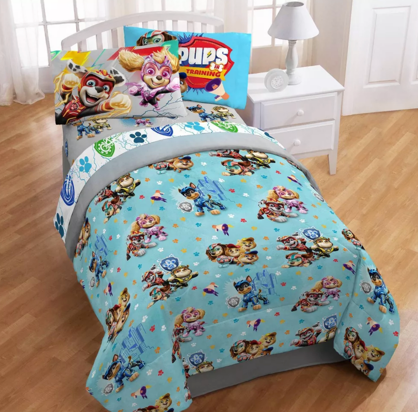 Paw Patrol "Glowing Good" Twin Reversible Comforter Only Kids Bedding