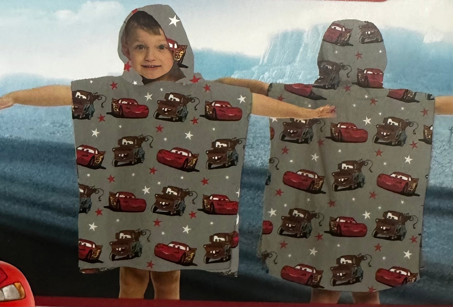 Lightning McQueen Cars - Hooded Kids Towel Poncho "Let's Drive"