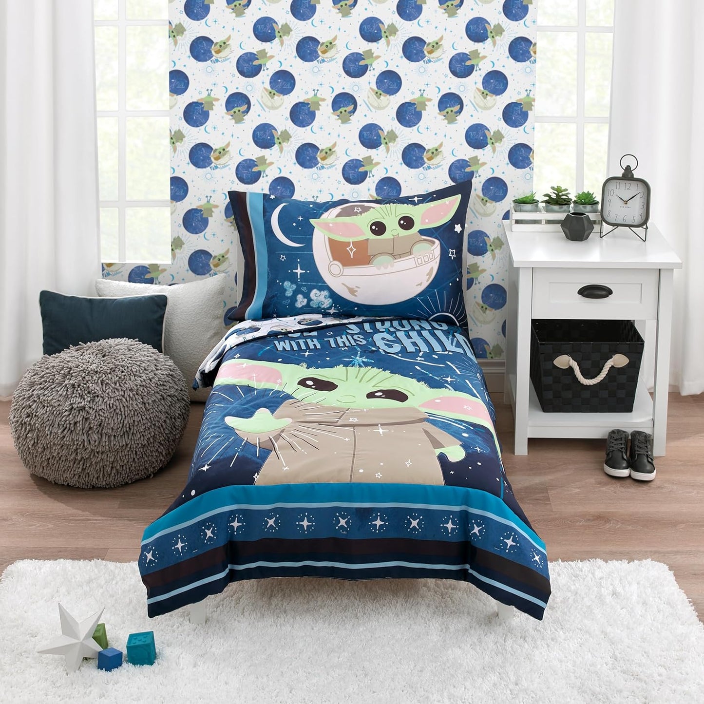 4 Pieces Star Wars "The Child" Toddler - Crib Size Bedding Comforter Set