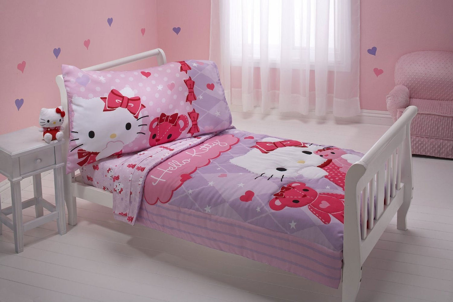 Sanrio 4 Piece Toddler Bedding Set, Hello Kitty and Friends