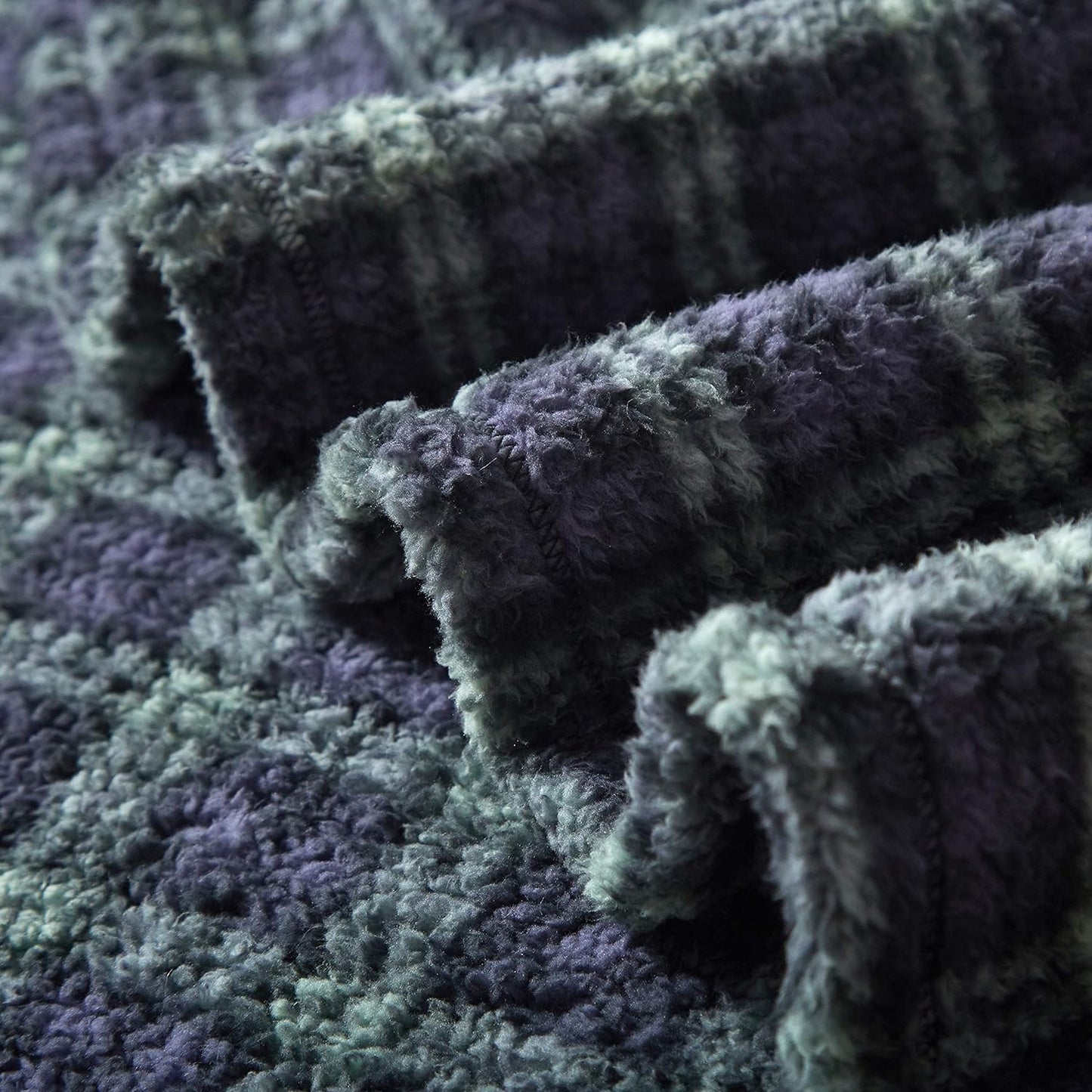 Dearfoams Buffalo Check Sherpa 50"x70" Throw with Bear Mink Applique