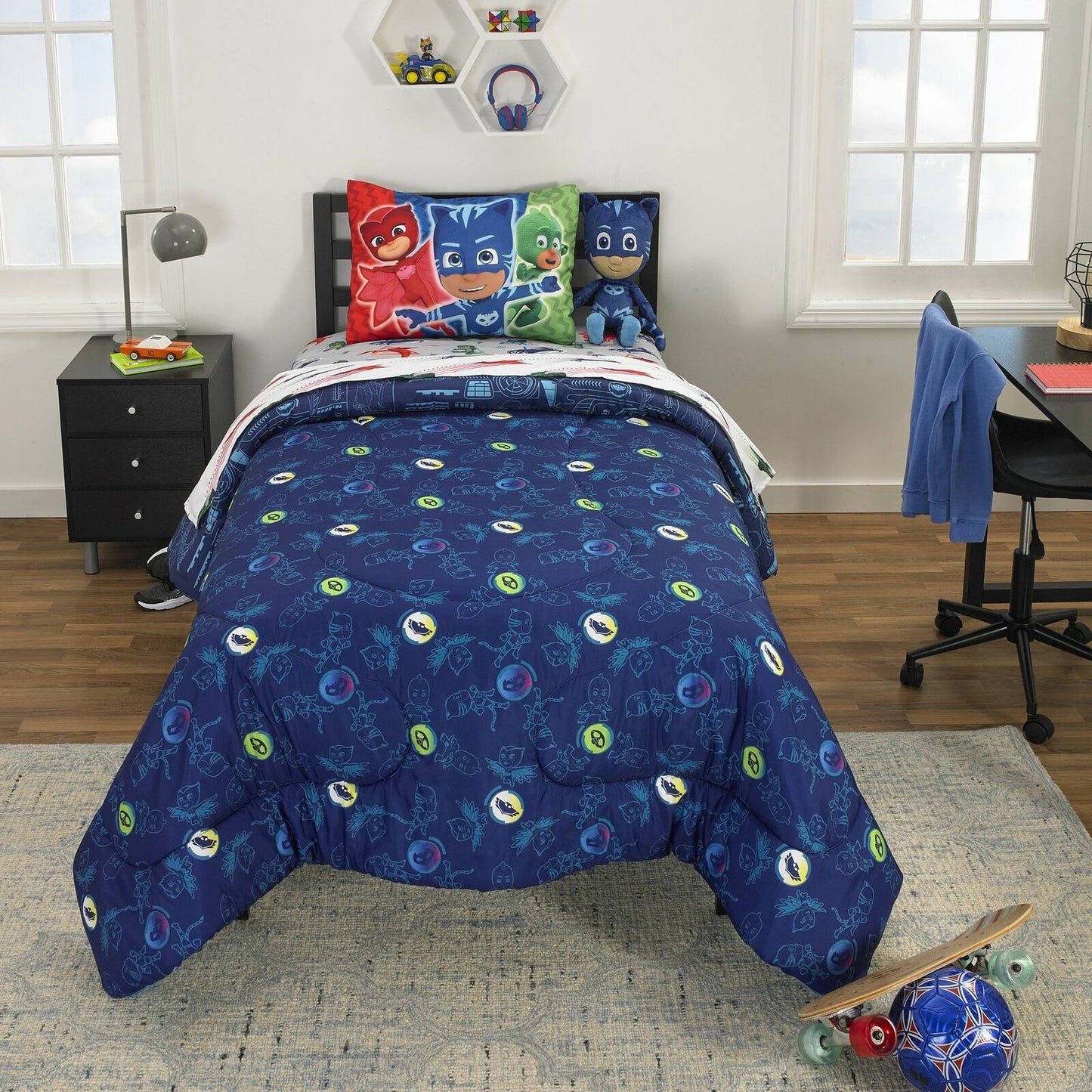 PJ Masks Kids Reversible Twin Comforter and Sheet Set