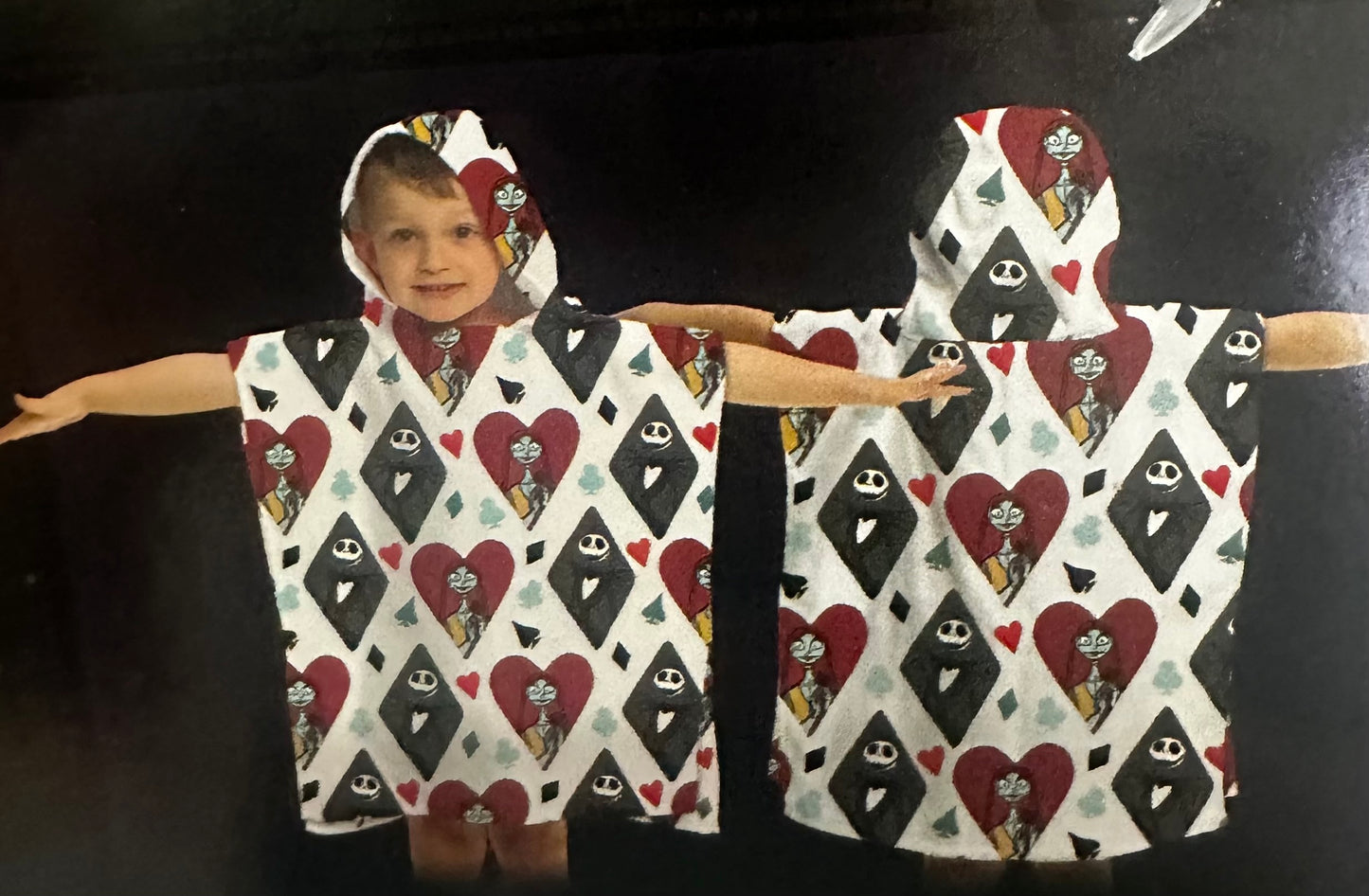 Nightmare Before Christmas - Hooded Poncho Kids Towel "Pair of Aces"