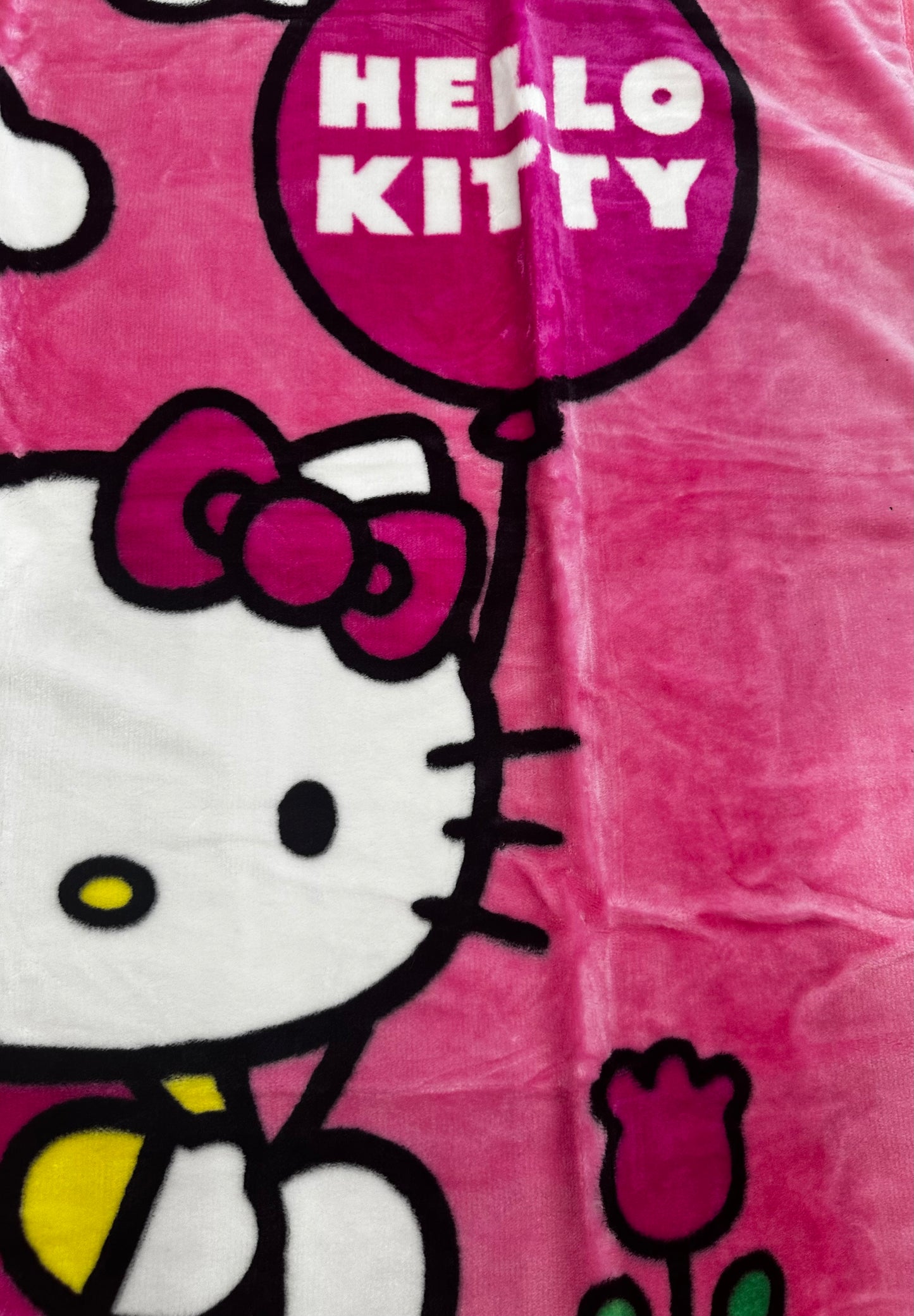 Hello Kitty "Hello Balloon" Plush 40"x50" Throw Blanket TT