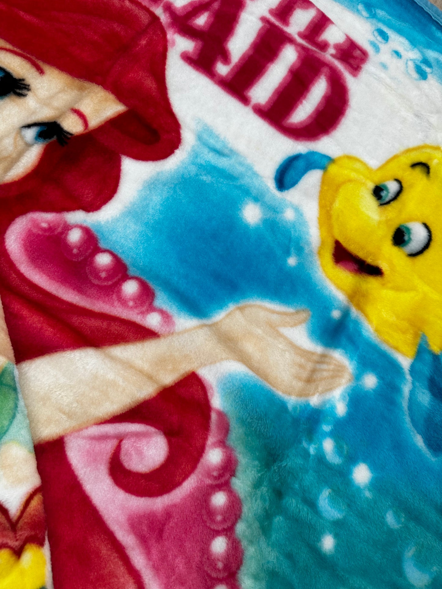 Ariel Little Mermaid Extra Soft Plush 60"x80" Twin Size Blanket