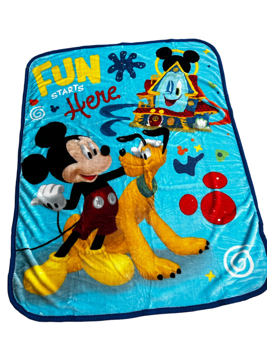 Mickey & Pluto Plush Throw Blanket 40"x50" TT