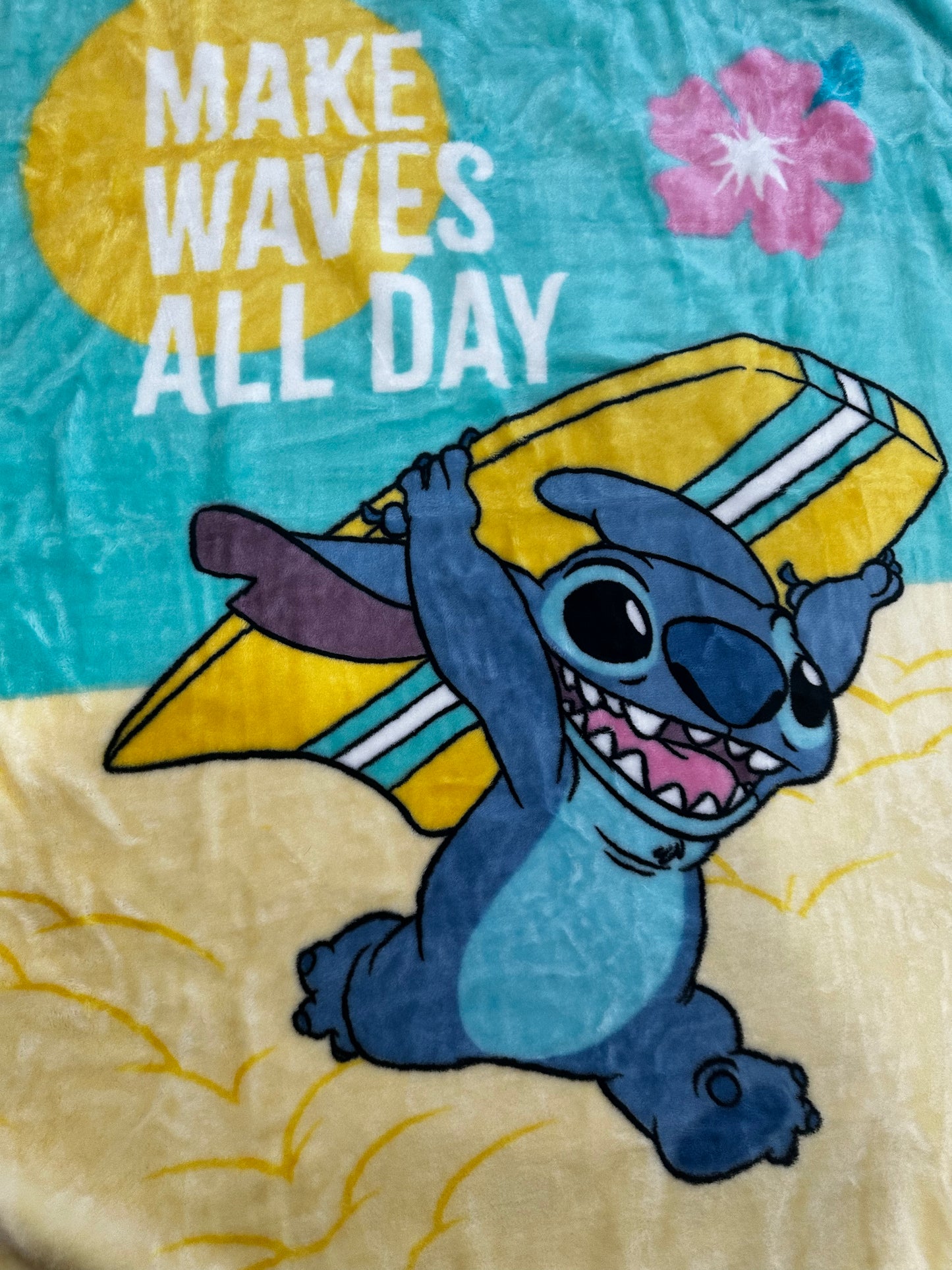 Stitch "Make Waves All Day" Plush 43"x55" Throw Blanket TT