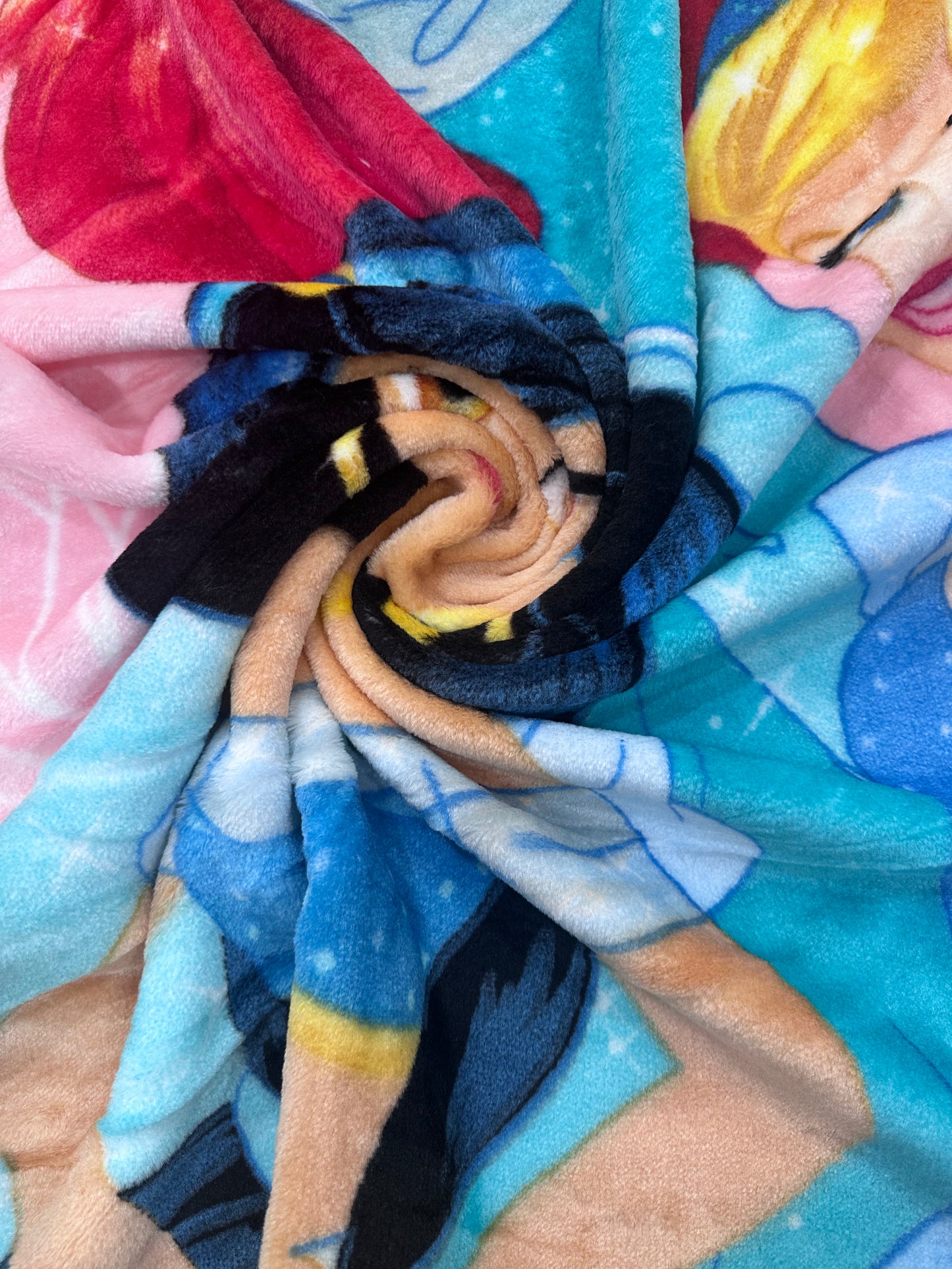 Princess 40"x50" Plush Throw Blanket TT Ariel, Jazmine, Cinderella