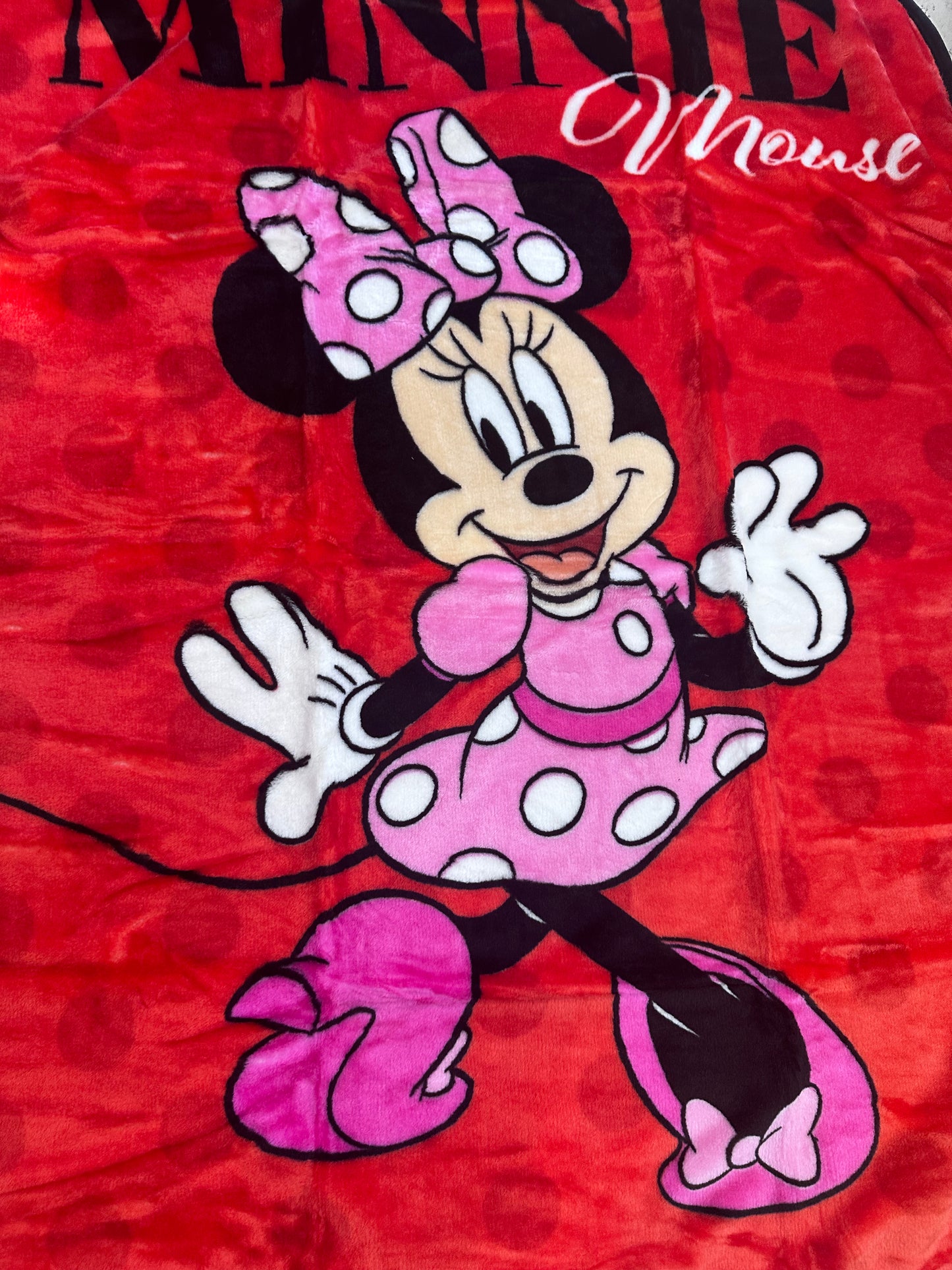 Minnie "Cover Girl" 40"x50" Plush Throw Blanket TT