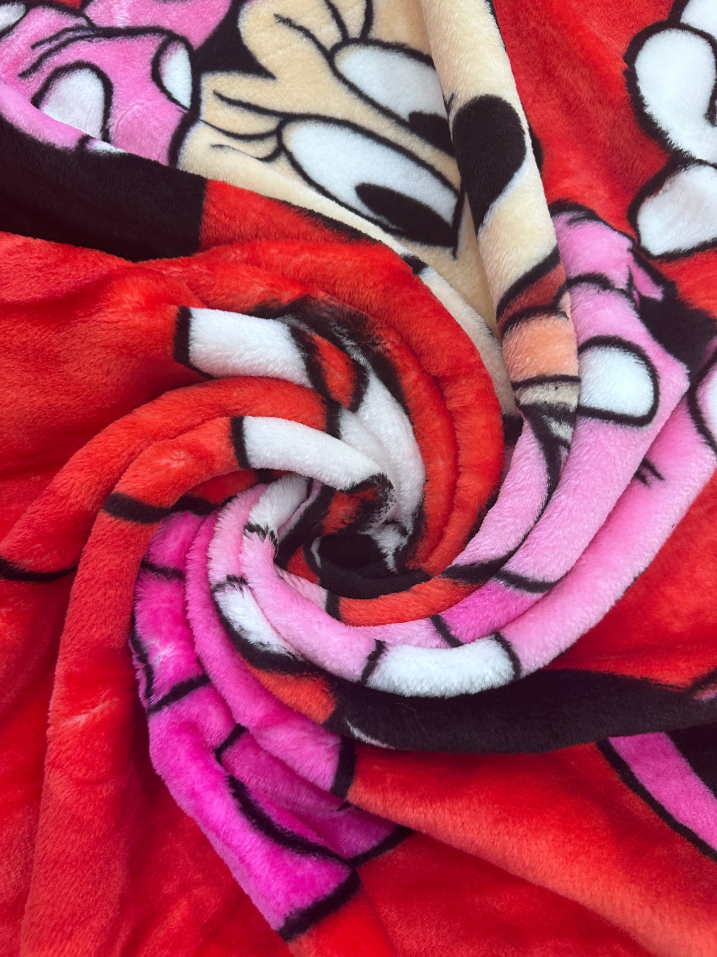 Minnie "Cover Girl" 40"x50" Plush Throw Blanket TT