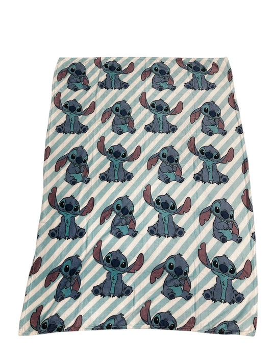Lilo & Stitch Fleece Kids 50"x70" Throw Blanket "Silly Sitting"