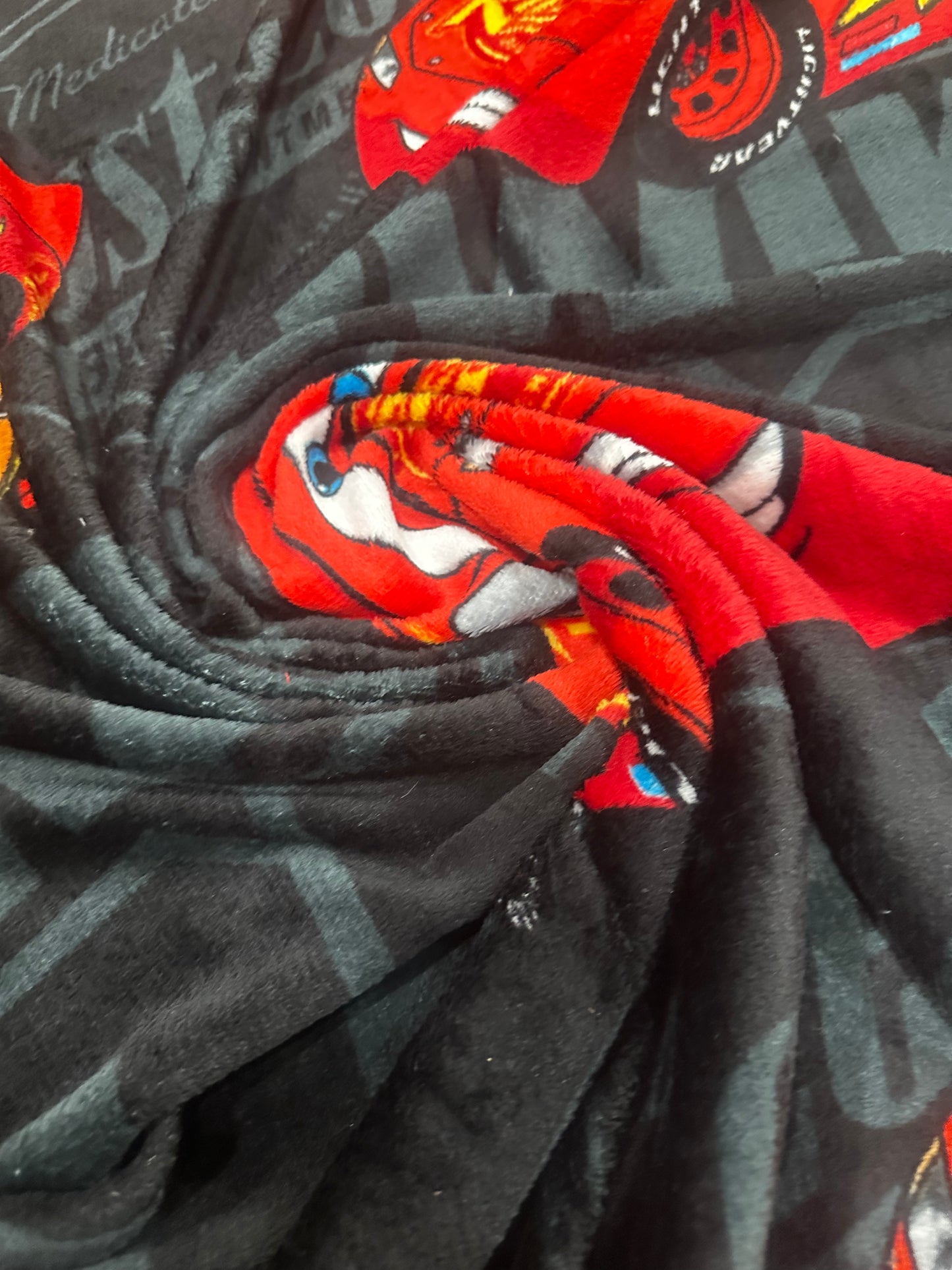 Disney Cars Fleece Kids 50"x70" Throw Blanket "Kachow"