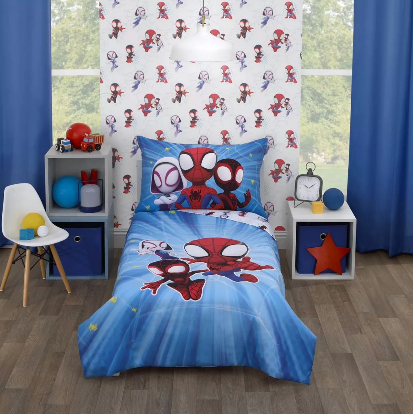 4 Pieces Spiderman Spidey and His Friends Toddler - Crib Size Bedding Comforter Set