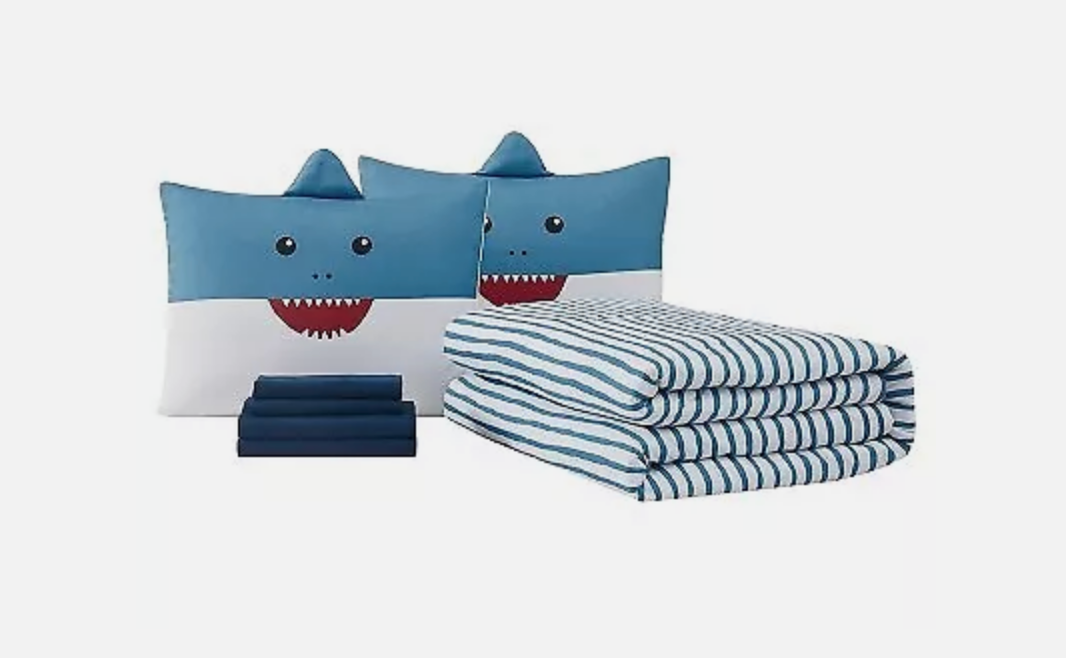 7pc Queen My World Happy Shark Kids' Bed In A Bag Comforter Set
