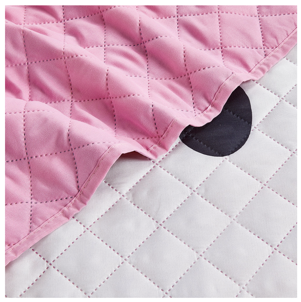 Hello Kitty "World of Bows" Twin Quilted Bedspread Only
