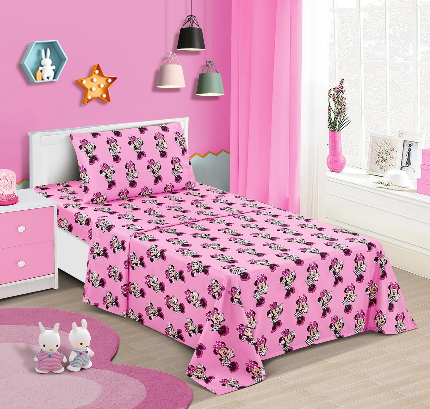 Minnie Mouse Twin Bedding Bedspread, Flat Sheet, Fitted Sheet Pillowcase 4 Pieces Set