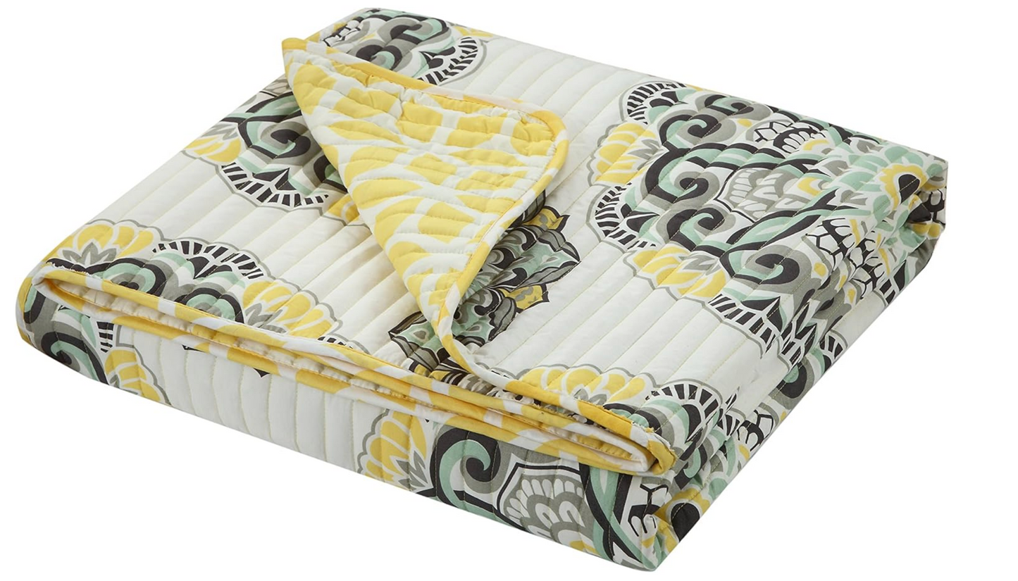 Reversible Yellow Twin Size (3 Piece) Bedding Quilt, Pillow Sham and Decorative Pillow