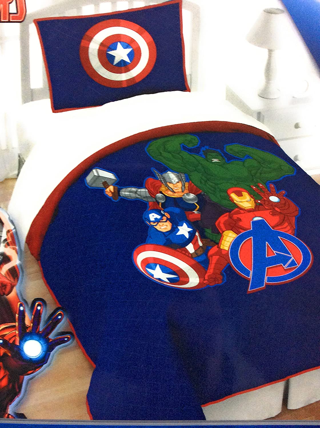Marvel Avengers Twin-Full Sized Bedspread Quilt and Sham Set