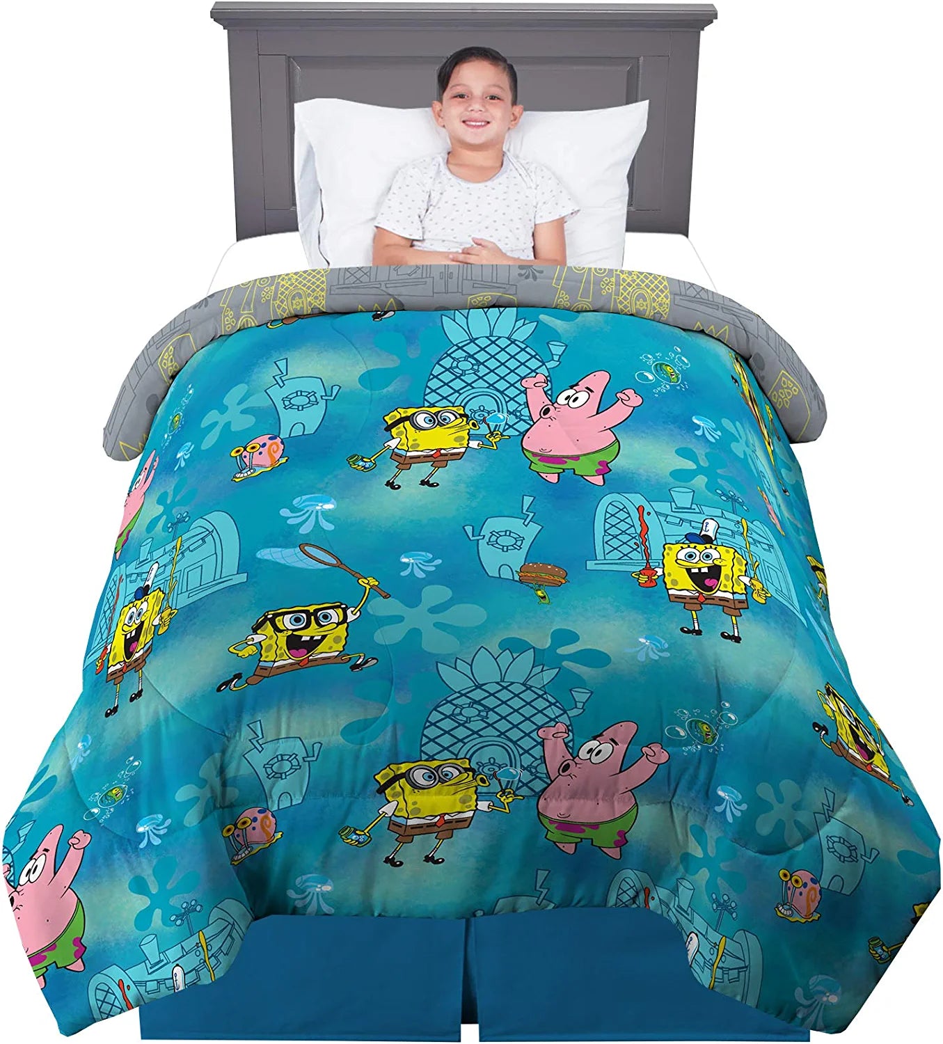 Spongebob on The Run Kids Bedding Reversible Comforter, Twin/Full Size 72" x 86"