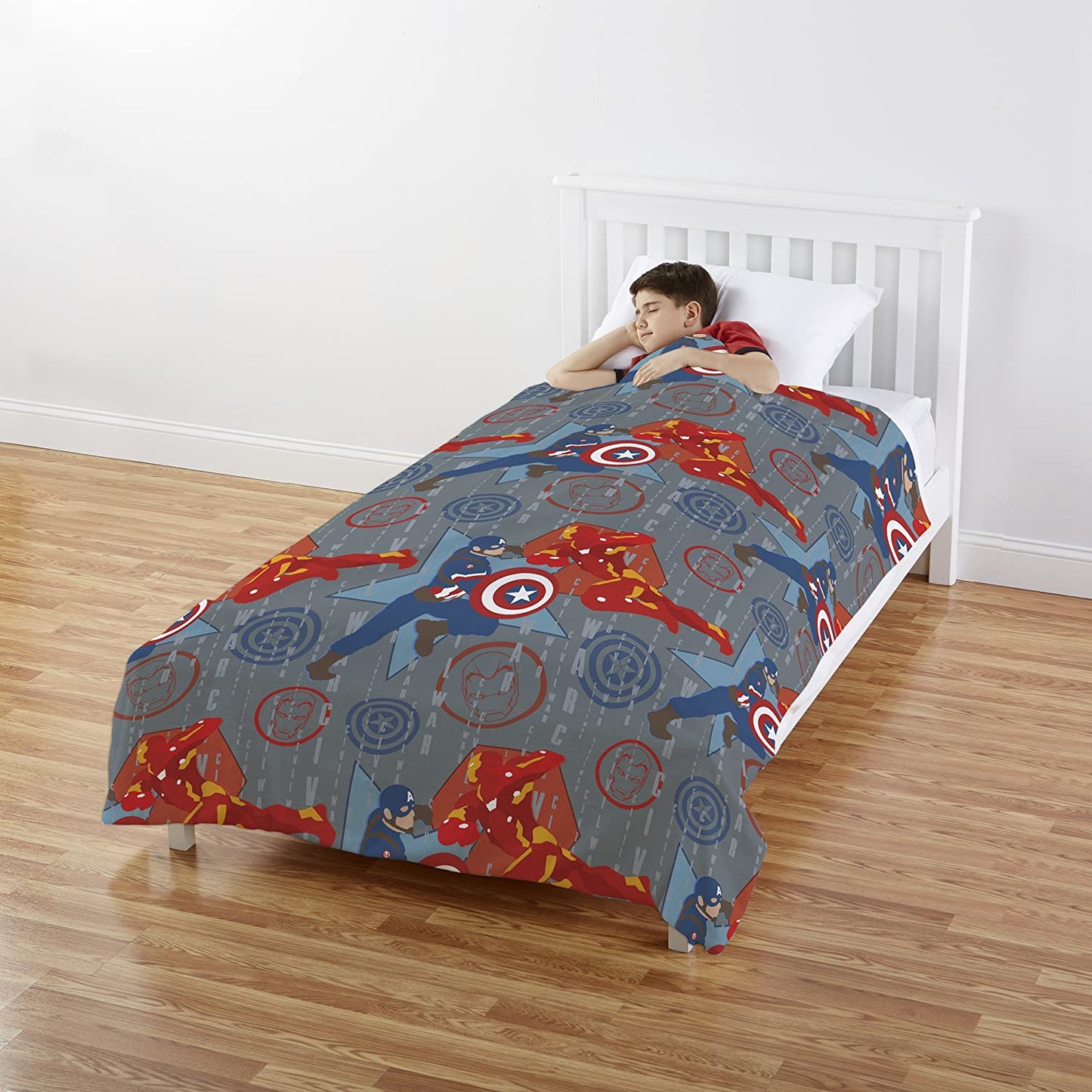 Marvel Captain America Civil War All-In-One Blanket & Sheet Reversible 60" X 80"