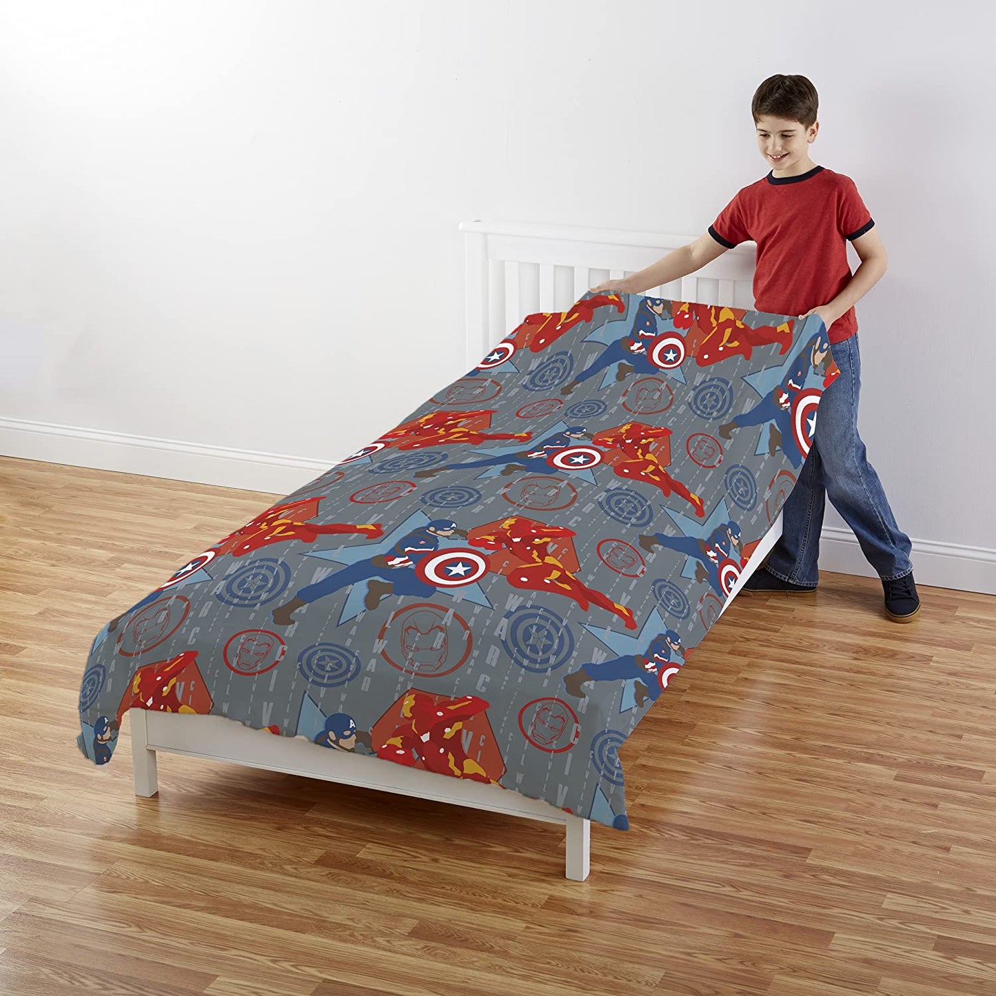 Marvel Captain America Civil War All-In-One Blanket & Sheet Reversible 60" X 80"